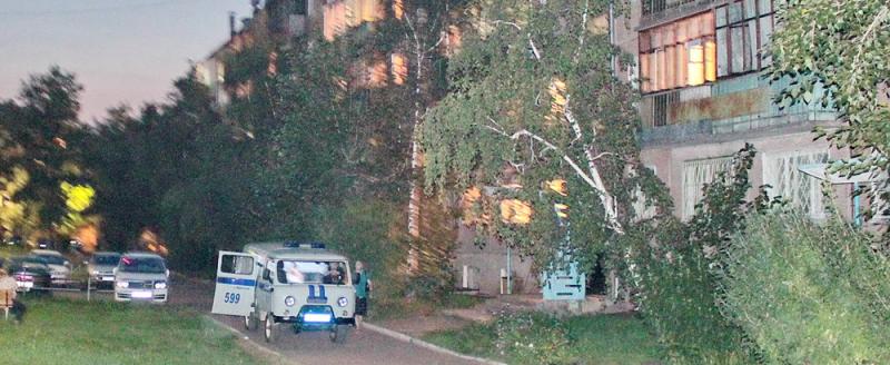 В Братске вор забрался в квартиру через открытую форточку В Братске вор забрался в квартиру через открытую форточку