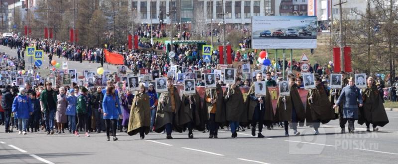 32 000 братчан приняли участие в шествиях в День Победы 32 000 братчан приняли участие в шествиях в День Победы