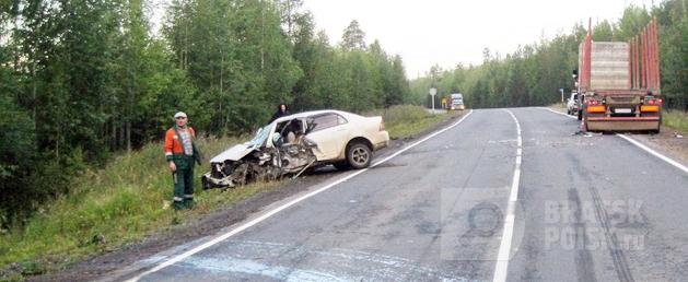Пьяный водитель Тойоты проверил на прочность свой авто в столкновении с лесовозом Мерседес Пьяный водитель Тойоты проверил на прочность свой авто в столкновении с лесовозом Мерседес