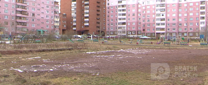 В Братске демонтировали опасную детскую площадку В Братске демонтировали опасную детскую площадку