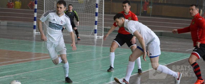 В Братске стартовал турнир по мини-футболу памяти капитана милиции, погибшего в Чечне 