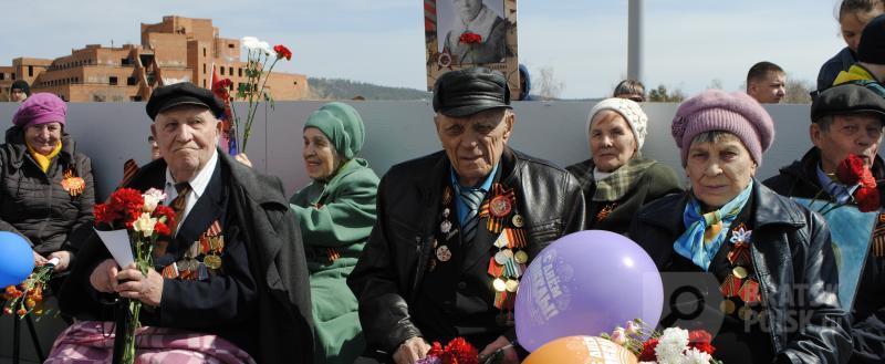 В честь Дня Победы инвалидам и участникам Великой Отечественной войны выплатят по 10 тысяч рублей В честь Дня Победы инвалидам и участникам Великой Отечественной войны выплатят по 10 тысяч рублей