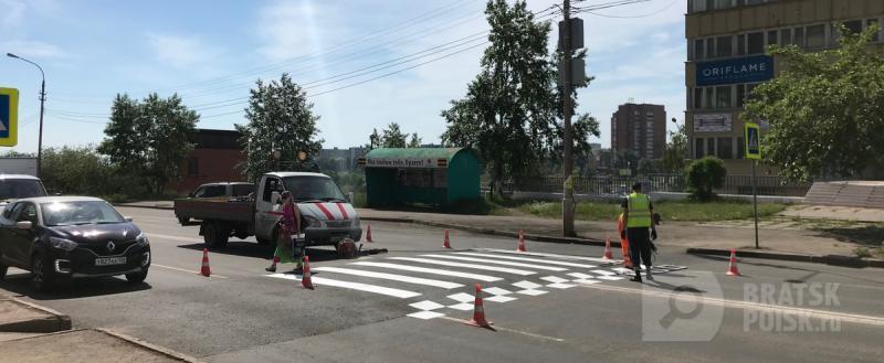 Поручение мэра Братска Сергея Серебренникова по обустройству пешеходного перехода на улице Гагарина выполнено Поручение мэра Братска Сергея Серебренникова по обустройству пешеходного перехода на улице Гагарина выполнено