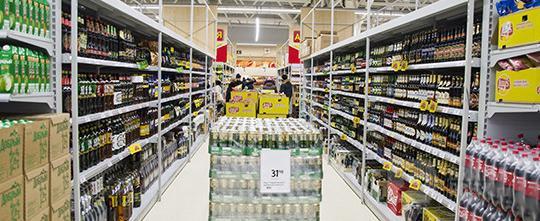 Алкоголь в магазинах хотят перенести в закрытые шкафы Алкоголь в магазинах хотят перенести в закрытые шкафы