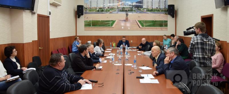 Депутаты Думы Братска предлагают запланировать в городском бюджете средства на снос аварийных домов, жильцы которых были переселены Депутаты Думы Братска предлагают запланировать в городском бюджете средства на снос аварийных домов, жильцы которых были переселены